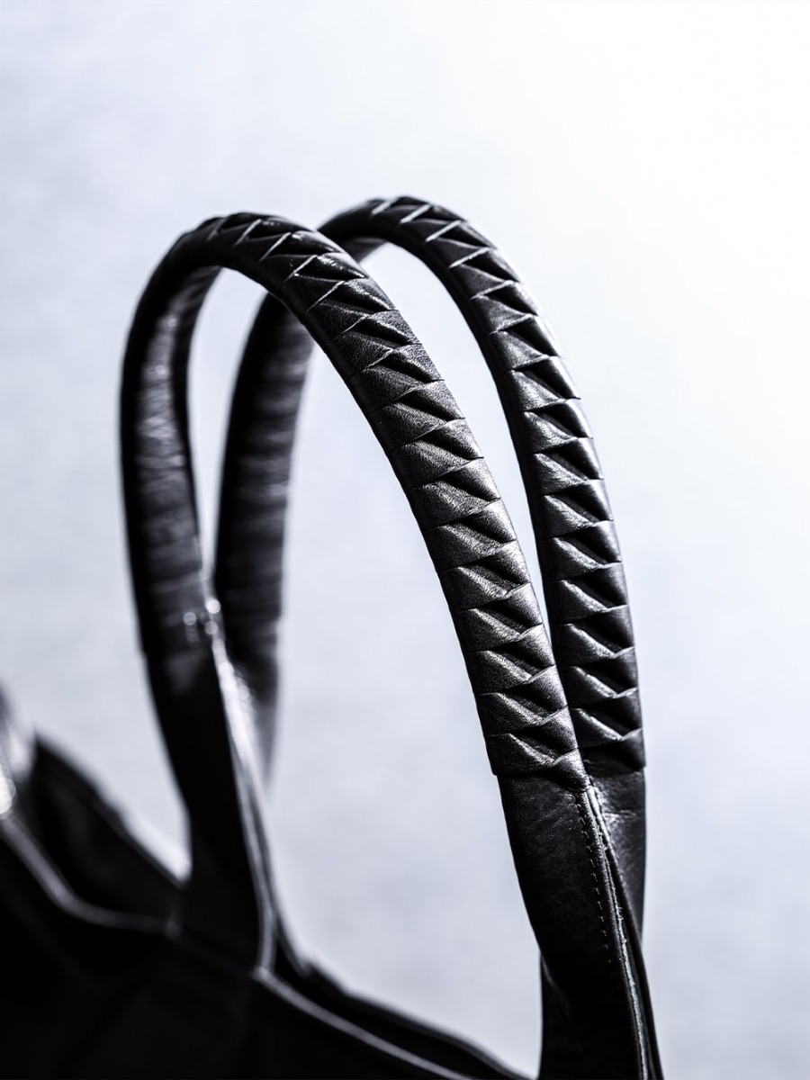 cornelian taurus(コーネリアンタウラス) 23SS(春夏) ヴェール(VEIL)に隠された代表的なディテール - co23ssch010 コンボハンドル カウミネラル 1-003