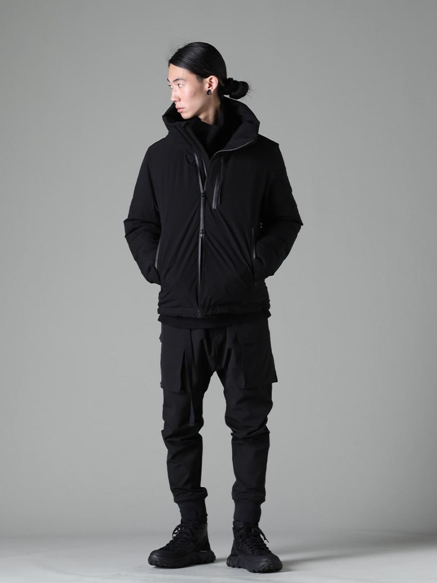 The Viridi-anne 23-24AW VI-FR-003-06 FASCINATE_THE R Limited Down Jacket 3-004