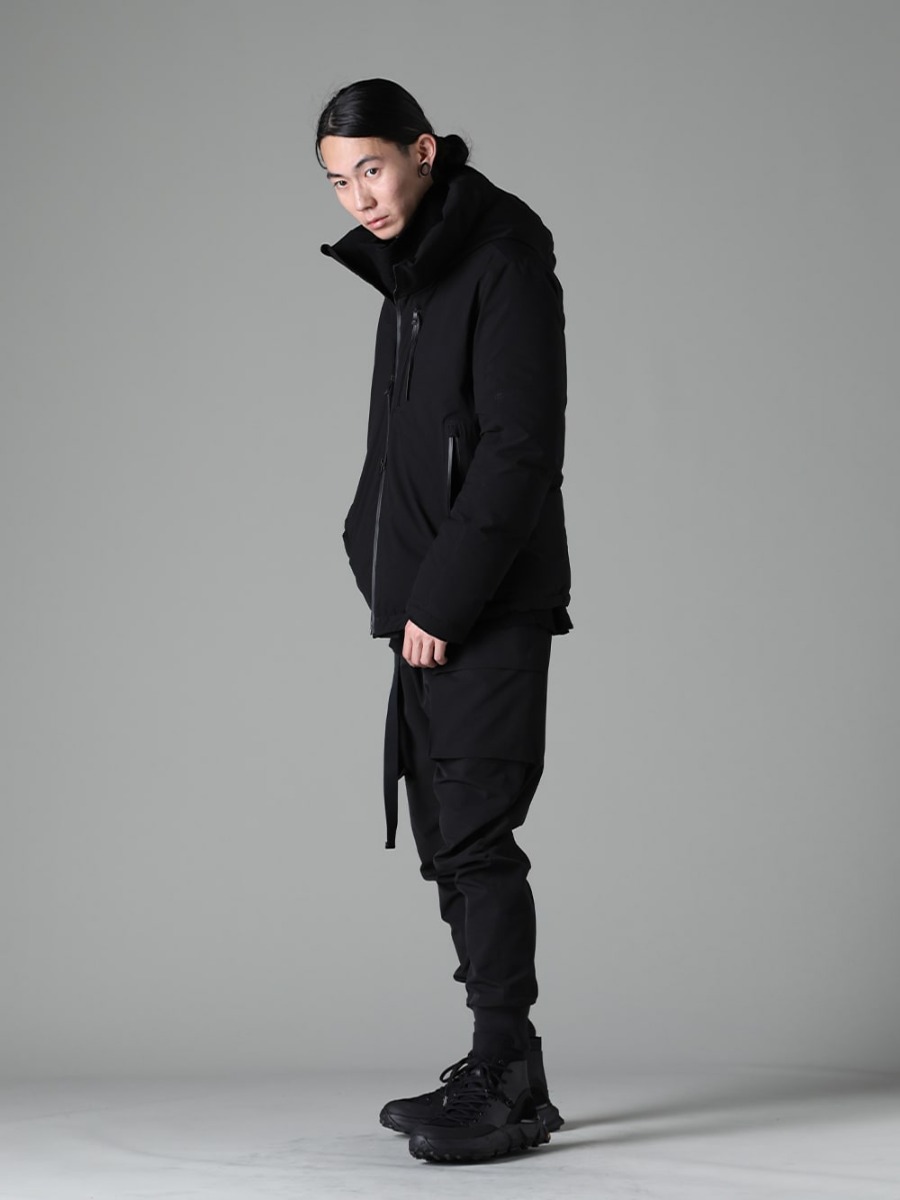The Viridi-anne 23-24AW VI-FR-003-06 FASCINATE_THE R Limited Down Jacket 3-005