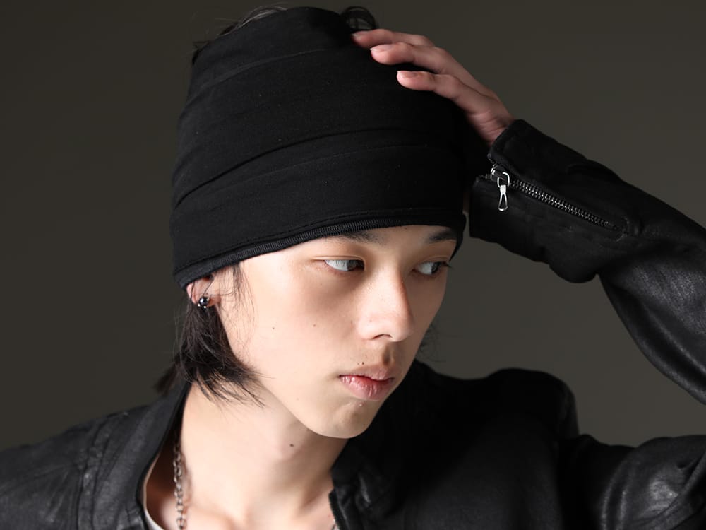 Julius 2023SS - Select drawcord short sleeve T that goes well with seamed jacket - 819ACU3-black(Cotton/Cupro Jersey Hair Band Black) - 2-008