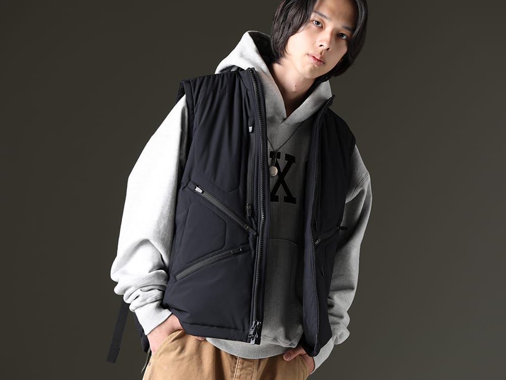 アクロニウム / セントマイケル / ワークスタッドミュンヘン 2023SS - アイコニックなフーディーと機能性を備えたベスト - V91-WS(Insulated Vest) SM-S23-0000-046(MX6 フーディー) M3841(ネックレス メダリオン) - 2-001