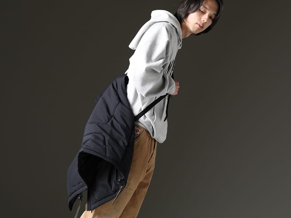 アクロニウム / セントマイケル / ワークスタッドミュンヘン 2023SS - アイコニックなフーディーと機能性を備えたベスト - V91-WS(Insulated Vest) SM-S23-0000-046(MX6 フーディー) M3841(ネックレス メダリオン) - 2-009