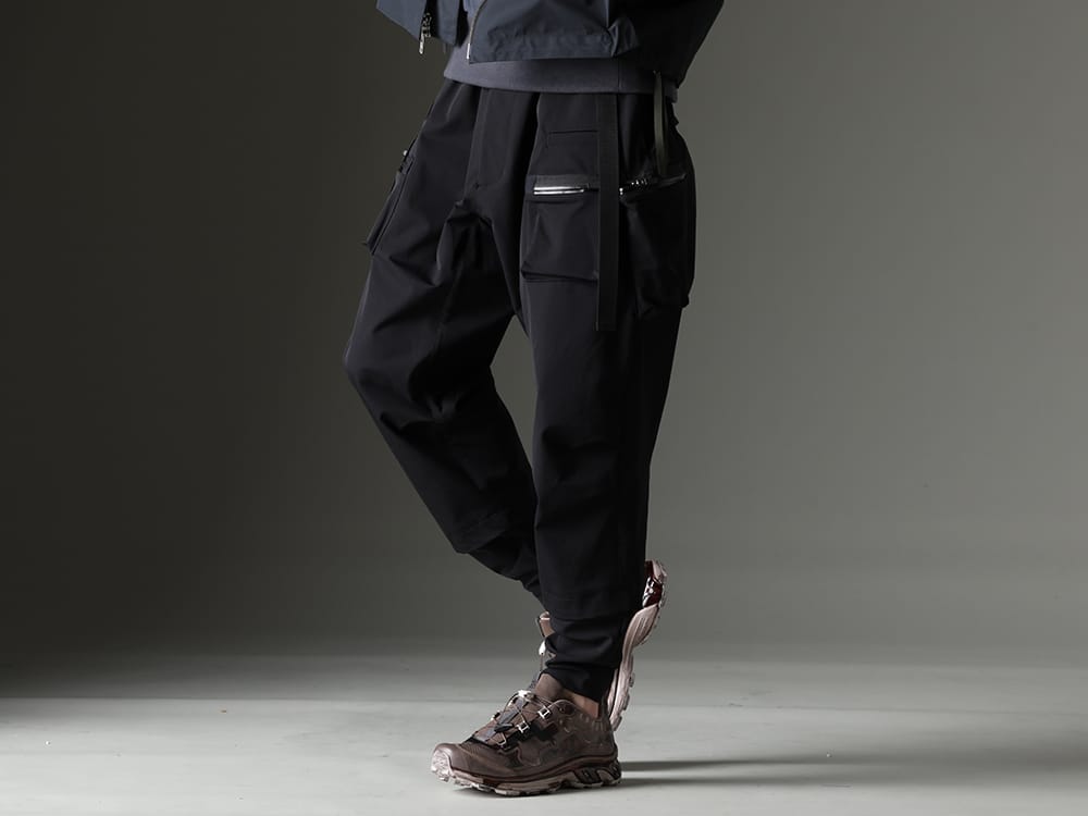 ACRONYM / 11 by Boris Bidjan Saberi 2023SS Functional pants with the brand's signature silhouette - P23Q-DS(Wide Drawcord Trousers) BAMBA5-11XS-Dirty Gray(BAMBA5 11XS - Dirty Gray) - 3-002