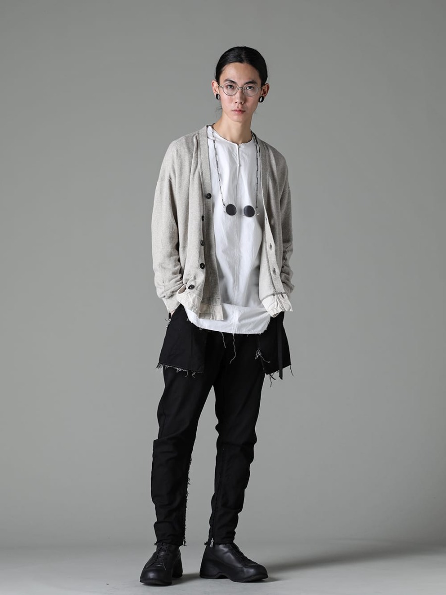 The Viridi-anne 2023SS - VI-3600-01-Gray-Beige - Linen/Cotton Jersey Cardigan Gray Beige - N10-White - Docking Tunic White - N8 - Atelier Pants 4TH - VI-3554-09 - Inheel Boots 4-001