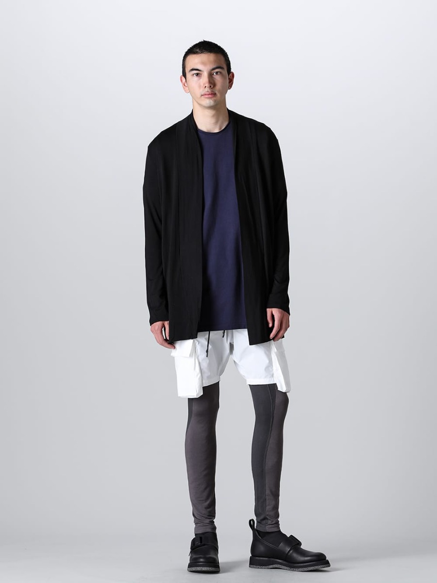 RIPVANWINKLE - リップヴァンウインクル 2023SS 画像の詳細(スタイリング全体の詳細) 安定感のる定番のブラックは合わせやすく飽きがこないところがポイント RW-502-Black - ソリッド ジャージー カーデ ブラック - RW-547-Navy×Black - ドルマンT ネイビー × ブラック - RW-538-White - ブッシュショーツ ホワイト - RW-518-M.Gray × G.Gray - バイカラー レギンス マンガングレー × グラファイトグレー - RW-520 - タクティカル ダービーゴア 3-001