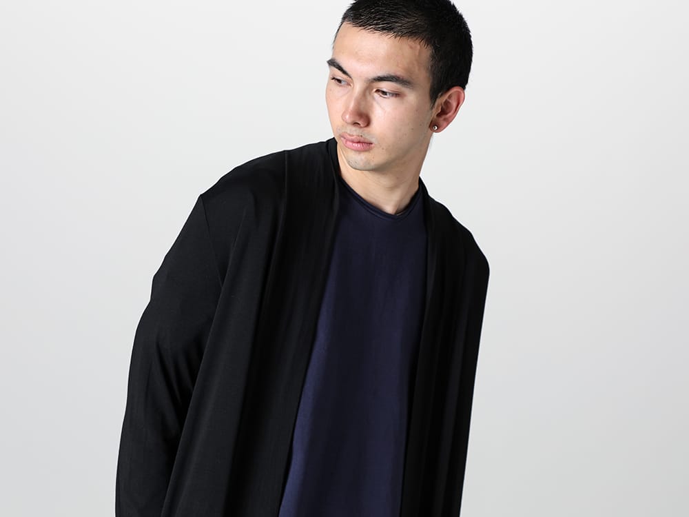 RIPVANWINKLE - リップヴァンウインクル 2023SS 安定感のる定番のブラックは合わせやすく飽きがこないところがポイント - RW-502-Black - ソリッド ジャージー カーデ ブラック - RW-547-Navy×Black - ドルマンT ネイビー × ブラック 3-004