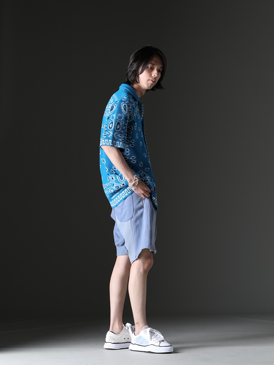 ALANUI / ink / Maison MIHARAYASUHIRO / TAKAHIROMIYASHITATheSoloist. - A casual outfit with blue as the main color. - LMHS23-022(Bandana Piquet Shirt Blue Swim Multi) ink23-14-Sax(Military Shorts Sax) MC231F001M-White(71 MICHAEL×MIHARA YASUHIRO Broken PETERSON witth FIGURE White) sa.0037SS23-Silver(bone shaped carabiner bracelet.-L- Silver) sa.0036SS23-Silver(Bone Shaped Carabiner Bracelet.-S- Silver) - 1-002