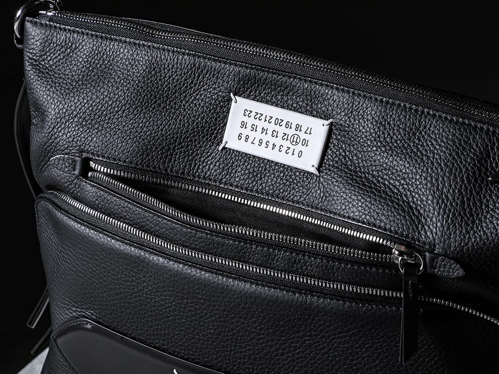 Maison Margiela 2023SS A Versatile 4-Way Design Bag that Balances Utility and Style - SB1WG0004 - ソフト 5AC マルチファンクション バッグ ラージ 1-002