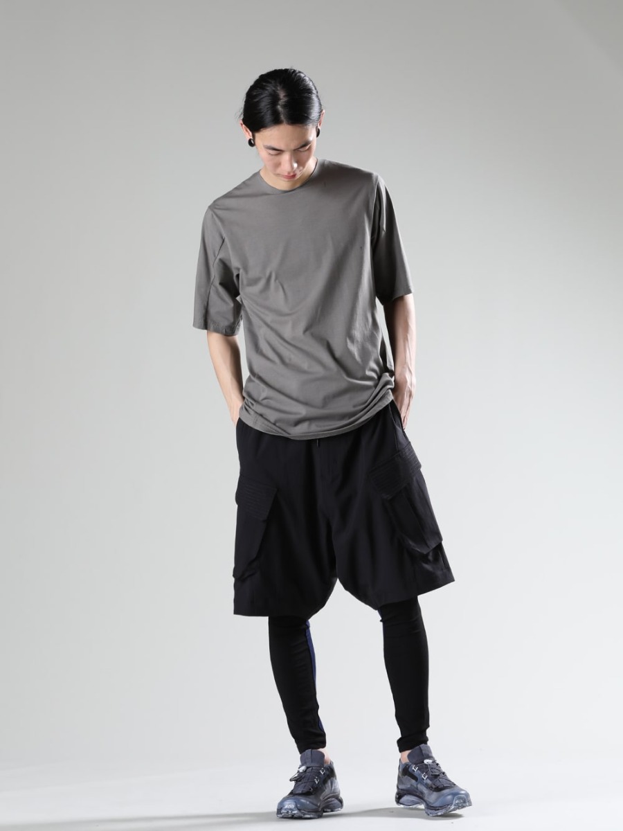 DEVOA 11 by Boris Bidjan Saberi RIPVANWINKLE 23SS Versatile Seasonal Styling for Shorts - CSC-SSB1-Mud-Gray Print Short sleeve cotton stretch jersey Mud Gray PTI-SDDH Cargo short pants schoeller-dynamic RW-518-Black × Navy Bi-Color Leggins Black × Navy BAMBA5-11XS-Black-Dye BAMBA5 11XS - Black Dye  3-001