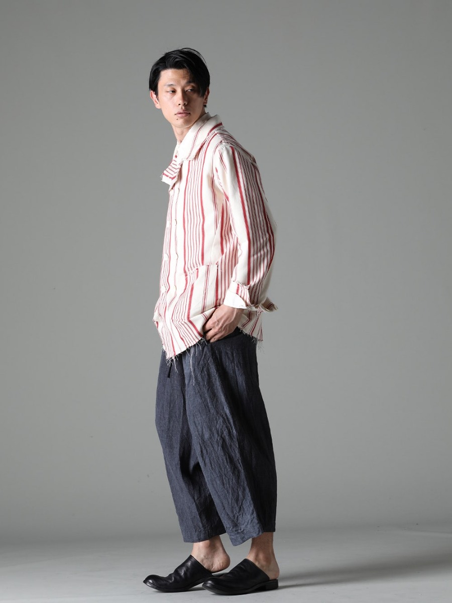 OLUBIYI THOMAS NOUSAN forme d'expression masnada 23SS styling 鮮やかな赤と白のストライプ生地を活かした涼しげで洗練されたコーディネート - 3204.5 Double-breasted work jacket shirt Regular collar shirt HP099-006N Fisherman pants M30S01 Sabo 1-002