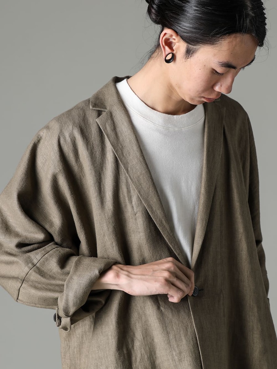 JAN JAN VAN ESSCHE- JAN JAN VAN ESSCHE 23SS(SPRING-SUMMER) COMFORTABLE JACKET WITH ALL THE RIGHT ELEMENTS FOR SPRING - JACKET#50-JACKET #50 CEMENT HEMP TWILL - O15TS1-KINARI-SS TEE COTTON HEMP JERSEY KINARI 2-002