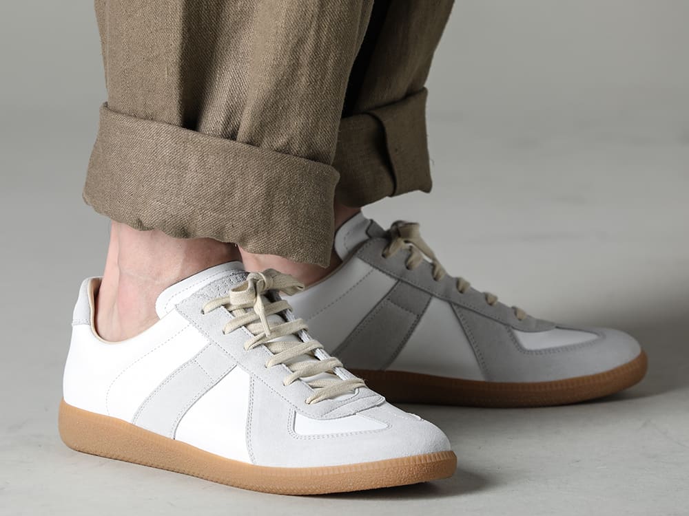 JAN JAN VAN ESSCHE- JAN JAN VAN ESSCHE 23SS(Spring-Summer) Margiela’s classic sneakers that can be casual down while adding adult quality to your style - TROUSERS#72-Cement- Trousers #72 Cement Hemp Twill - S57WS0236-Replica Low Top Sneakers 3-005