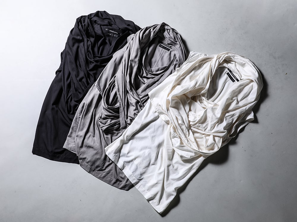 Julius - A Transformative Pullover Shirt in Black, Off-White, and Gray - 819SHM3-black(Rayon/Cotton Cloth Drape Neck Pullover Black) 819SHM3-offwhite(Rayon/Cotton Cloth Drape Neck Pullover Off White) 819SHM3-gray(Rayon/Cotton Cloth Drape Neck Pullover Gray) - 2-001