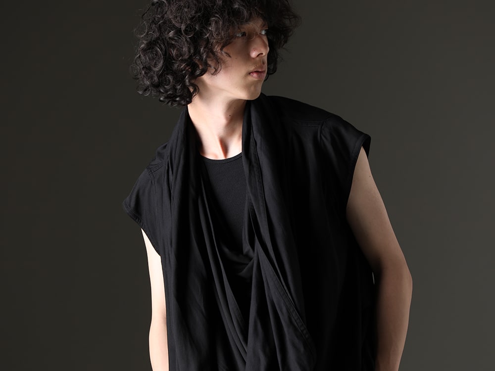 Julius - A Transformative Pullover Shirt in Black, Off-White, and Gray - 819SHM3-black(Rayon/Cotton Cloth Drape Neck Pullover Black) - 2-005