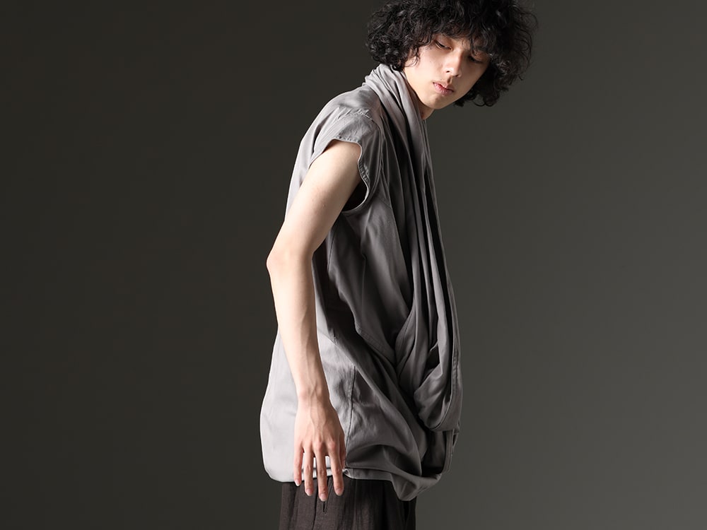 Julius - A Transformative Pullover Shirt in Black, Off-White, and Gray - 819SHM3-gray(Rayon/Cotton Cloth Drape Neck Pullover Gray) - 2-013