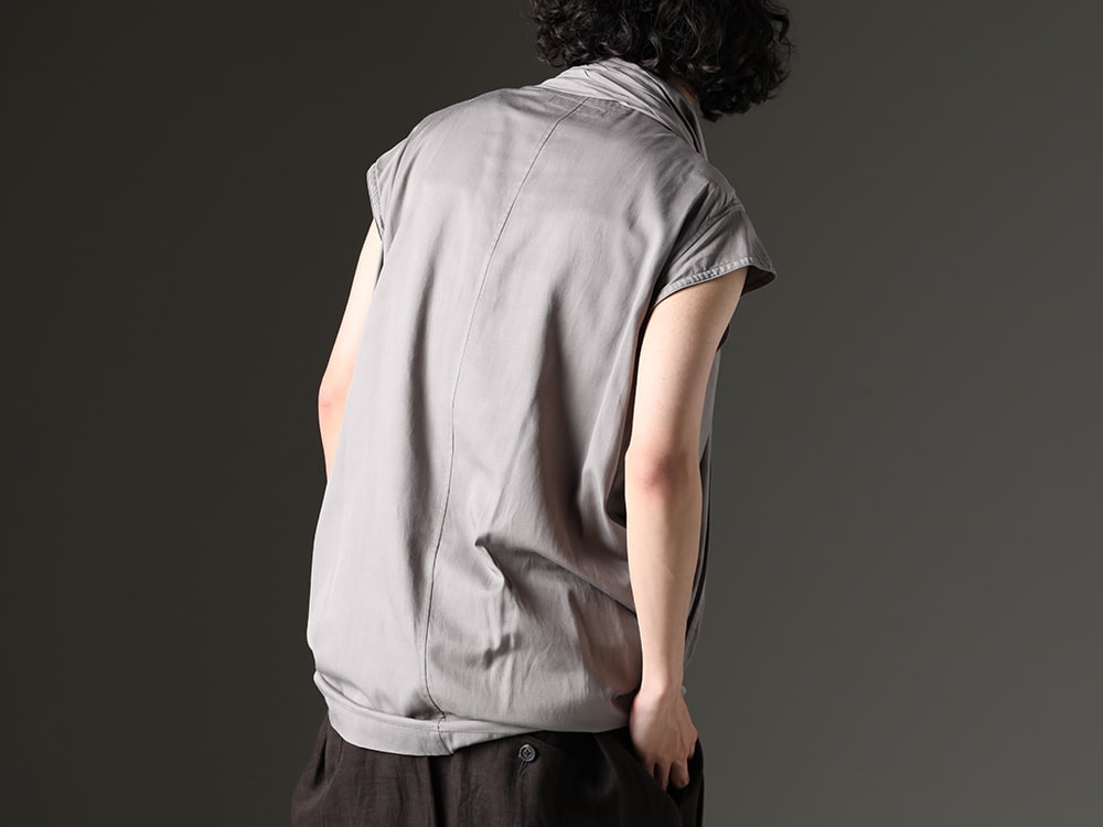 Julius - A Transformative Pullover Shirt in Black, Off-White, and Gray - 819SHM3-gray(Rayon/Cotton Cloth Drape Neck Pullover Gray) - 2-014