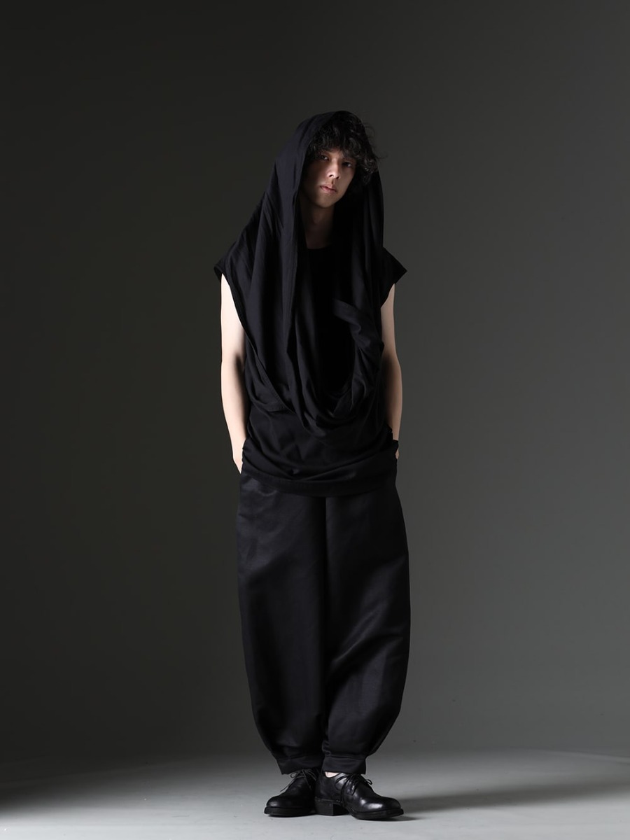 Julius / D.HYGEN / kujiaku / Guidi - Utilizing the Hoodie Design for Further Variation - 819SHM3-black(Rayon/Cotton Cloth Drape Neck Pullover Black) ST101-1123S-Black(Cotton And Rayon Ribbed Tank Top Black) KJ-23SS26(Dokeshi Pants) 792Z(Classic Derby Shoes Double Sole - Horse Full Grain Leather) - 3-001