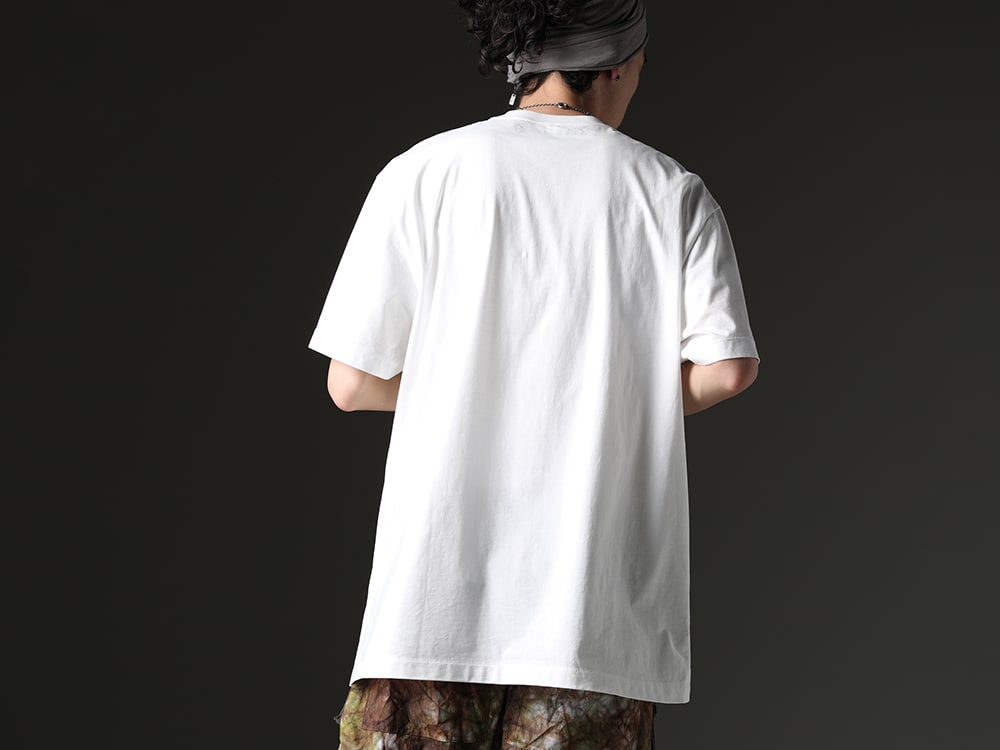 JULIUS - Simple T-shirt in which seasonal graphics are dropped - 827CPM1-Off-white(Cotton SZ Jersey T-shirt Off White) - 2-003