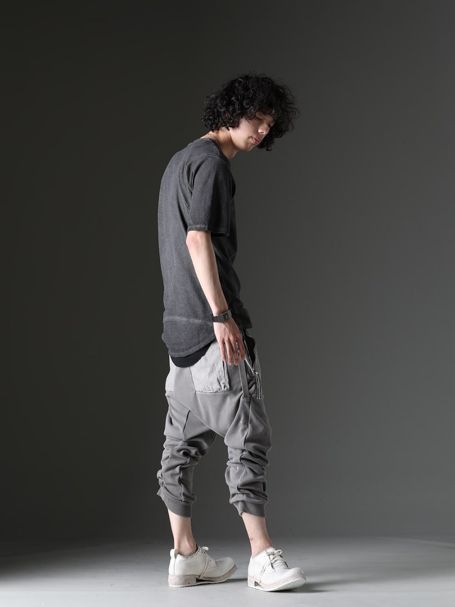 D.HYGEN / Parts of Four / WERKSTATT:MÜNCHEN / BORIS BIDJAN SABERI - Layering with highly usable items - ST101-0923S-Charcoal(30/- Soft Cotton Jersey Cold Dye T-Shirt Charcoal) ST101-1123S-Black(Cotton And Rayon Ribbed Tank Top Black) M3874(Necklace Tape Tag) M2712(BRACELET CURB CHAIN ROSEBUD) 831-1-BLK+KA(Parts of Four 16AW BOX LOCK BRACELET NARROW) P18.1-F0409C(P18.1 F0409C) SHOE-1.1-WHITE-LEATHER(SHOE 1.1 WHITE LEATHER) - 1-002