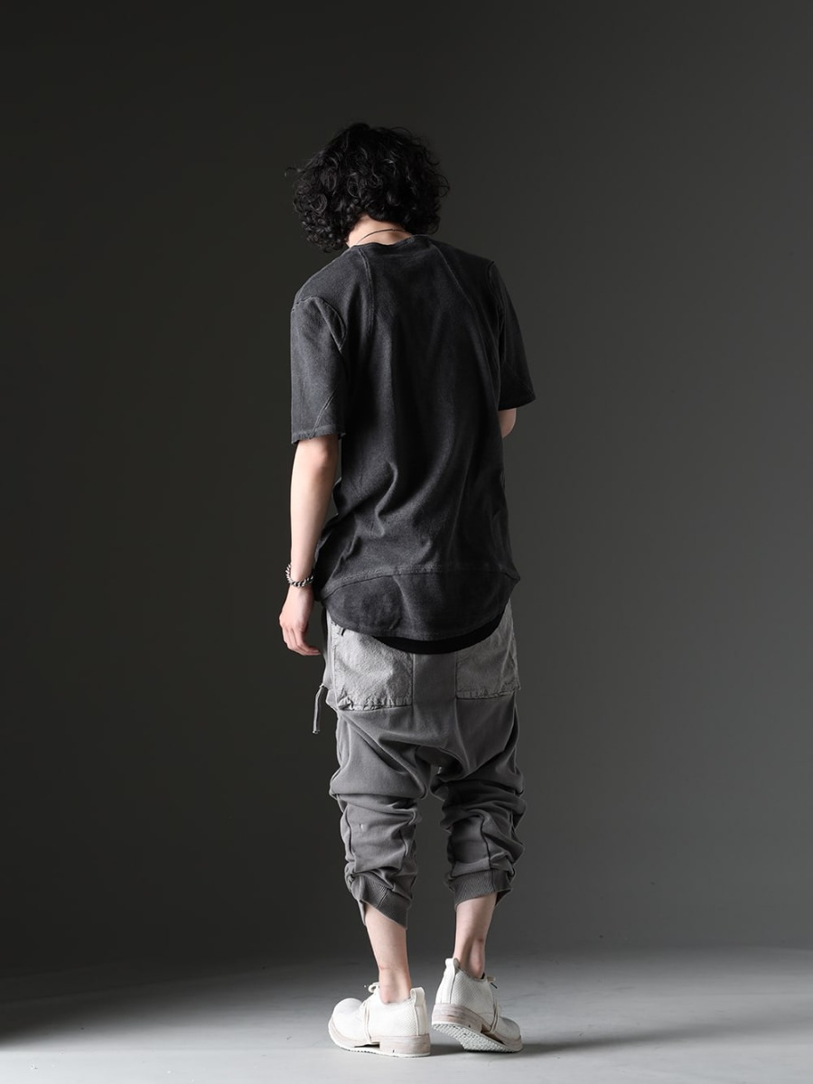 D.HYGEN / Parts of Four / WERKSTATT:MÜNCHEN / BORIS BIDJAN SABERI - Layering with highly usable items - ST101-0923S-Charcoal(30/- Soft Cotton Jersey Cold Dye T-Shirt Charcoal) ST101-1123S-Black(Cotton And Rayon Ribbed Tank Top Black) M3874(Necklace Tape Tag) M2712(BRACELET CURB CHAIN ROSEBUD) 831-1-BLK+KA(Parts of Four 16AW BOX LOCK BRACELET NARROW) P18.1-F0409C(P18.1 F0409C) SHOE-1.1-WHITE-LEATHER(SHOE 1.1 WHITE LEATHER) - 1-003