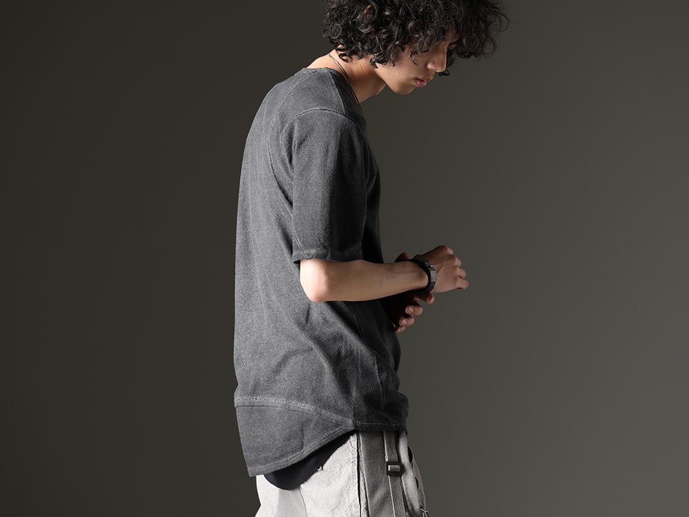 D.HYGEN / Parts of Four - Comfortable top in lightweight fabrics - ST101-0923S-Charcoal(30/- Soft Cotton Jersey Cold Dye T-Shirt Charcoal) ST101-1123S-Black(Cotton And Rayon Ribbed Tank Top Black) 831-1-BLK+KA(Parts of Four 16AW BOX LOCK BRACELET NARROW) - 2-002
