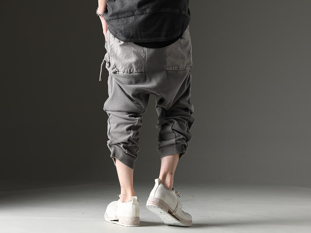 BORIS BIDJAN SABERI - The pattern of the fabric cut-outs leaves a lasting impression on the viewer. - P18.1-F0409C(P18.1 F0409C) SHOE-1.1-WHITE-LEATHER(SHOE 1.1 WHITE LEATHER) - 3-003