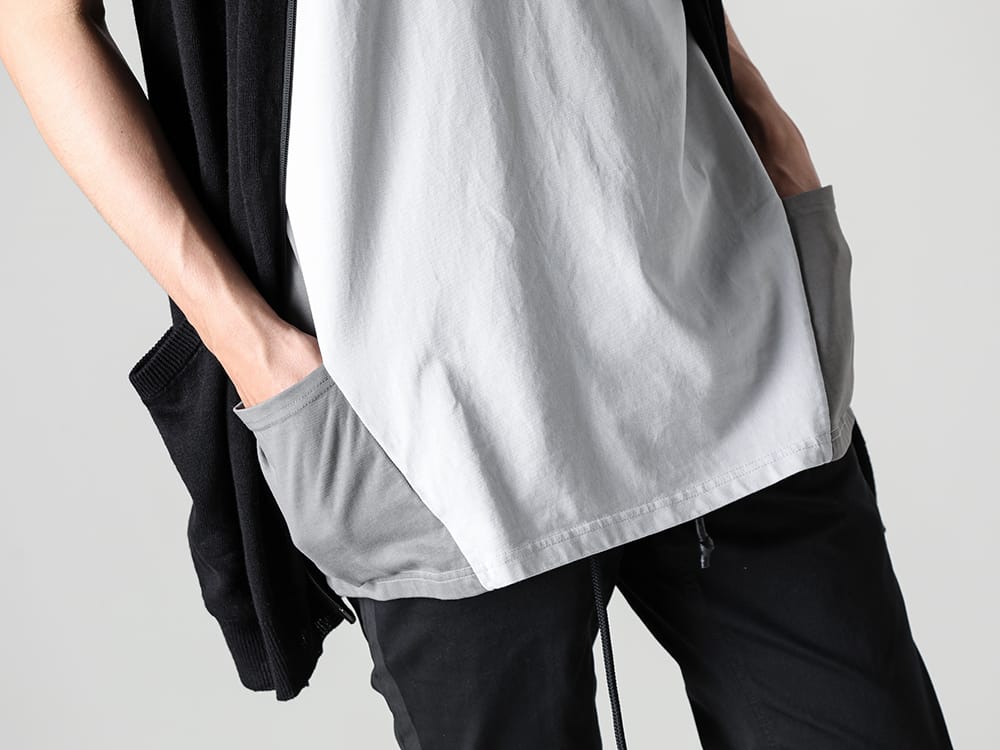 Maison Margiela 2023SS Create a Stylish Transformation by Layering a Cross Jersey Vest over a Dolman T-Shirt  - RW-547-L.Gray×Shark - Dolman-T L.Gray×Shark 2-007