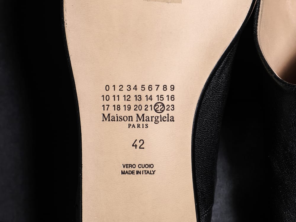 Maison Margiela - Maison Margiela 2023-24AW Wear with heel step for a rougher foot - S57WR0051-Black - Tabi Babouche Camel Leather Black 2-006