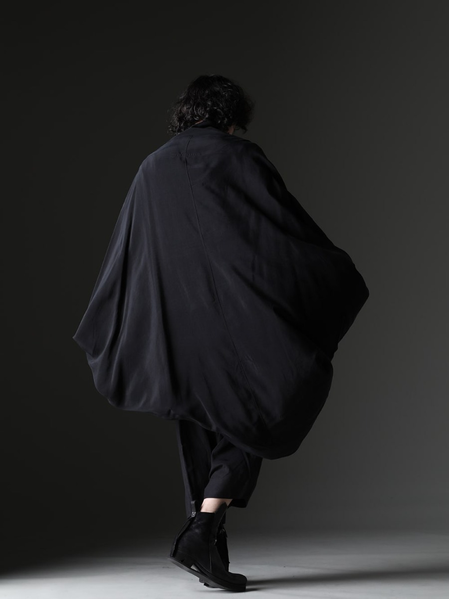 Julius / Boris Bidjan Saberi - Shirt outerwear style accentuates balloon-style silhouette - 827SHM4(Cupro Fibriled Cloth Kite Shirt) 827CPM1-Black(Cotton SZ Jersey T-shirt Black) 817PAM15(Cupro/Cotton Twill Over Crotch Pants) BOOTS1-F2519M(Boots 1 F2519M)) - 1-004