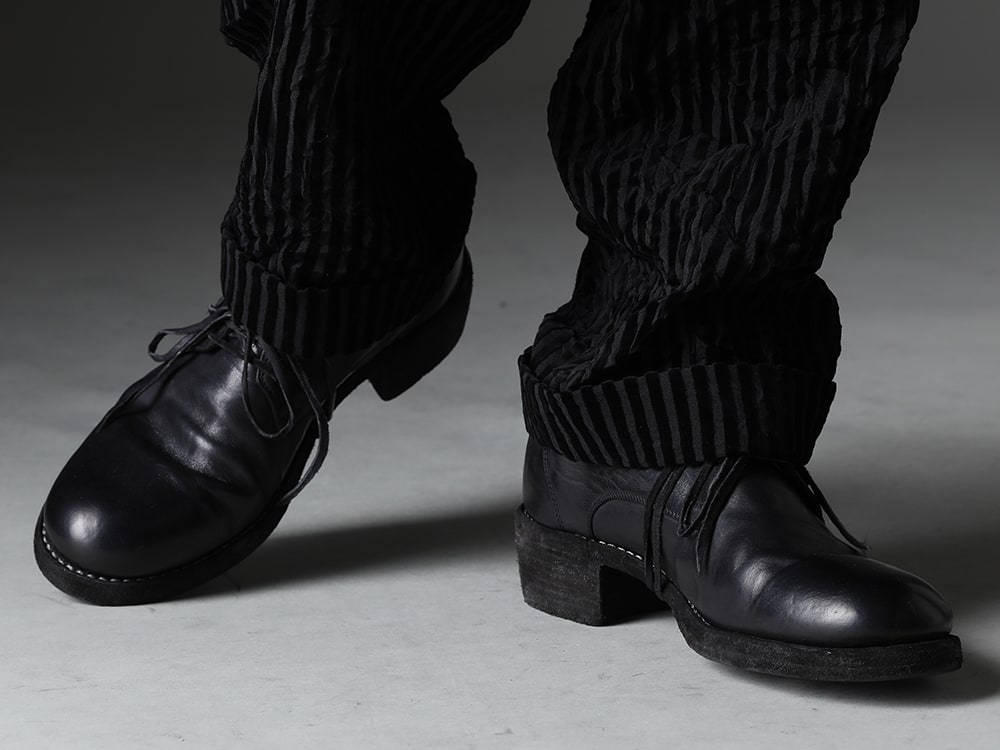 GUIDI - Collectible pants featuring velvet stripes - 792Z(クラシック ダービーシューズ レースアップ ダブルソール - ホース フルグレイ) - 3-006