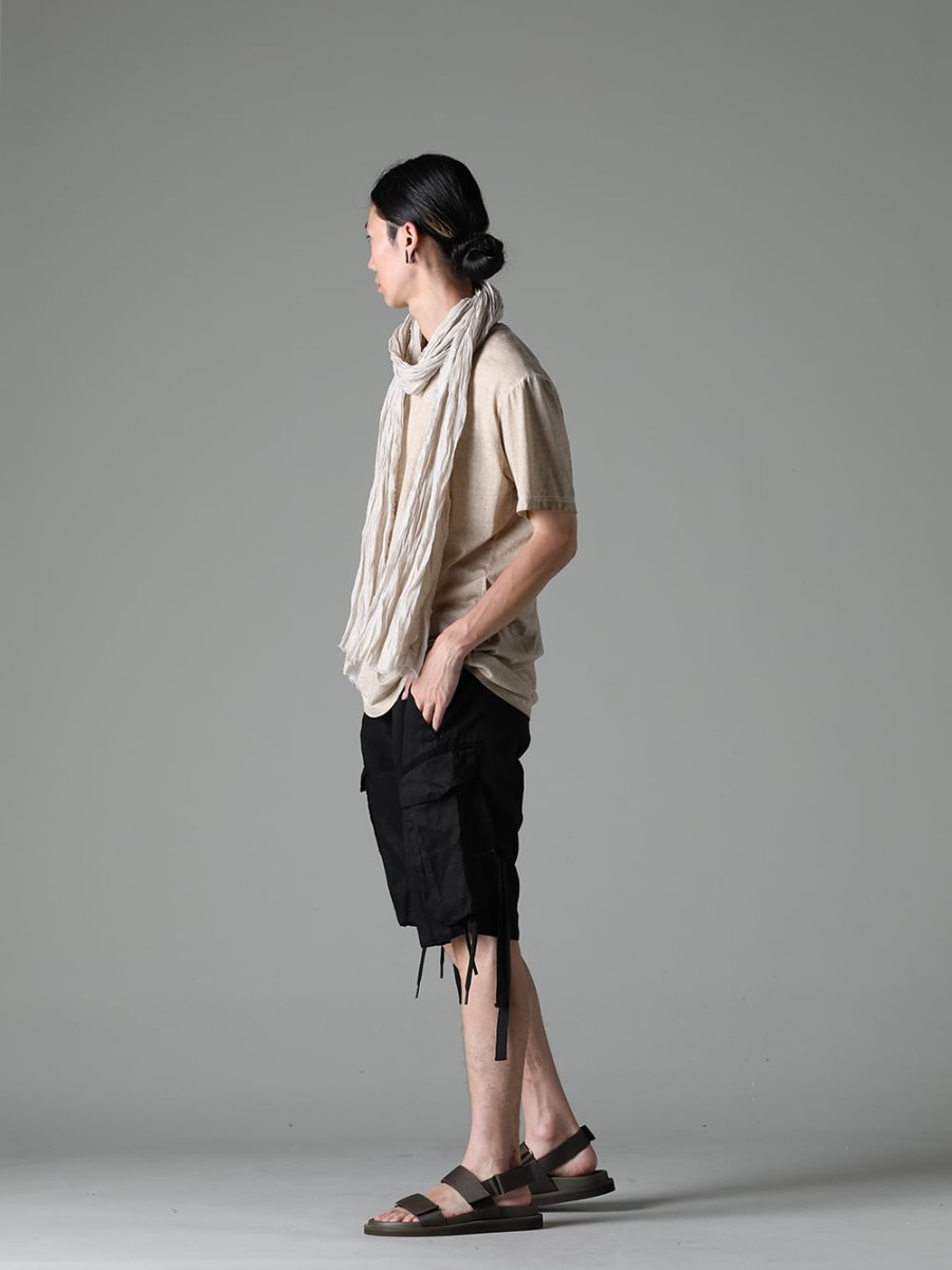 UMA WANG 23SS Various details that reflect the brand's worldview  - UM1552-Tan JOSEPH TOP Tan - Stole-No-1 Stole linen gauze beige - M3058 Drawstring Hem Bermudas - US9561-Army-Green Mens Sandal Army Green 2-003