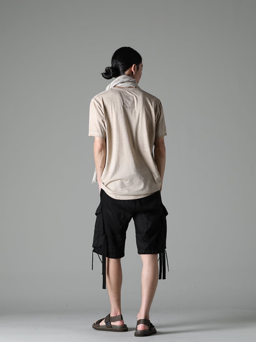 UMA WANG 23SS Various details that reflect the brand's worldview  - UM1552-Tan JOSEPH TOP Tan - Stole-No-1 Stole linen gauze beige - M3058 Drawstring Hem Bermudas - US9561-Army-Green Mens Sandal Army Green 2-004