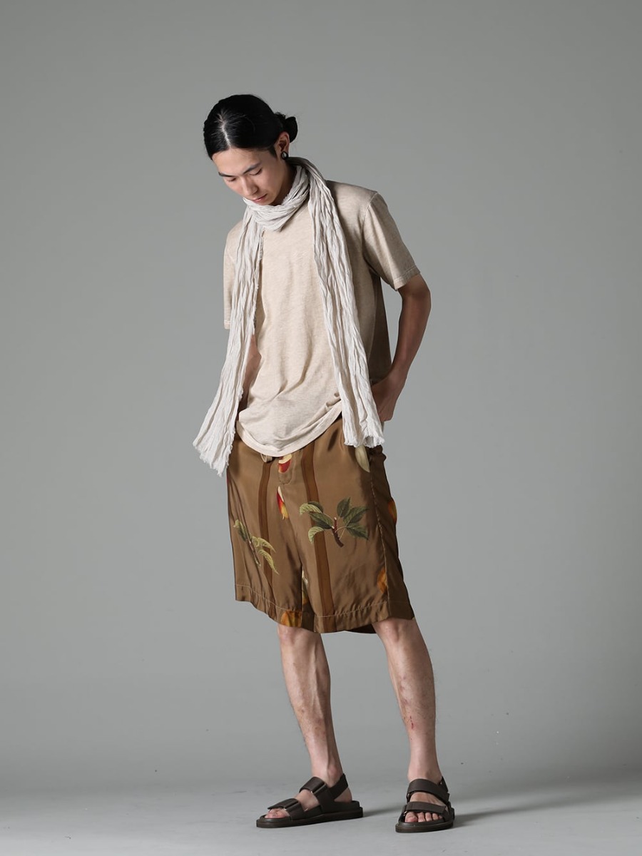 UMA WANG 23SS Distinctive fruit print with a professional touch - UM1552-Tan JOSEPH TOP Tan - Stole-No-1 Stole linen gauze beige - UM3531-Dark Green PALLOR PANTS Dark Green - US9561-Army-Green Mens Sandal Army Green 3-002