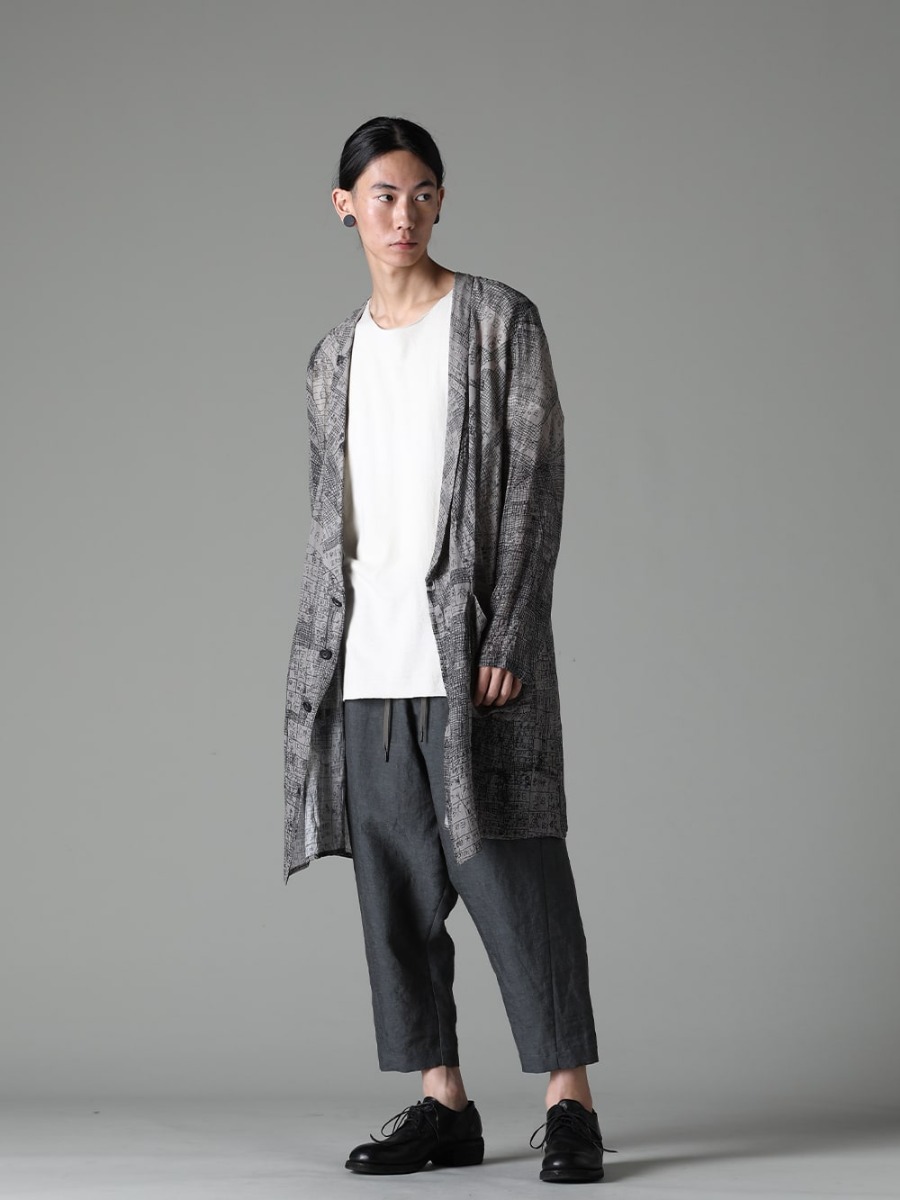 DEVOA(デヴォア) individual sentiments(インディビジュアルセンチメンツ) GUIDI(グイディ) 23SS(春夏) シャツとのスタイリング - PTN-BLKL-Blue-Gray ドロップクロッチクロップドパンツ リネン ブルーグレー - SH33-LC18-Gray-Black ピンストライプコットンマオカラー L/S シャツ グレーブラック - 792Z クラシック ダービーシューズ レースアップ ダブルソール - ホース フルグレイン - 792Z 3-006