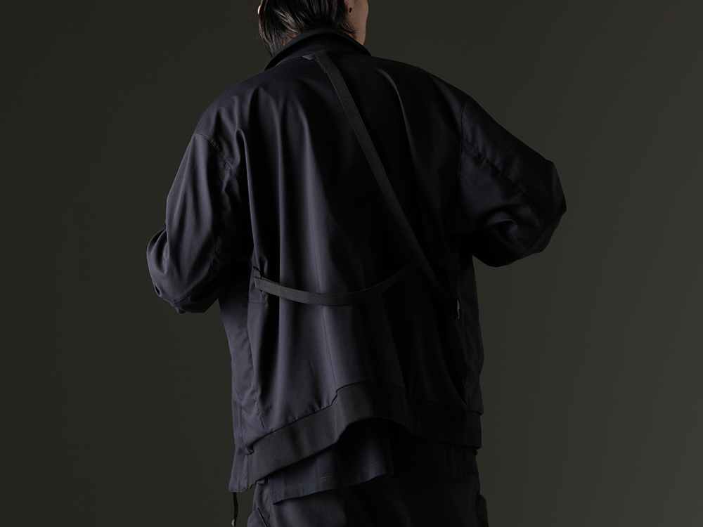 アクロニウム - 定番モデルをブラッシュアップしてリリース - J111TS-CH(Stealth Cargo Jacket) - 2-003