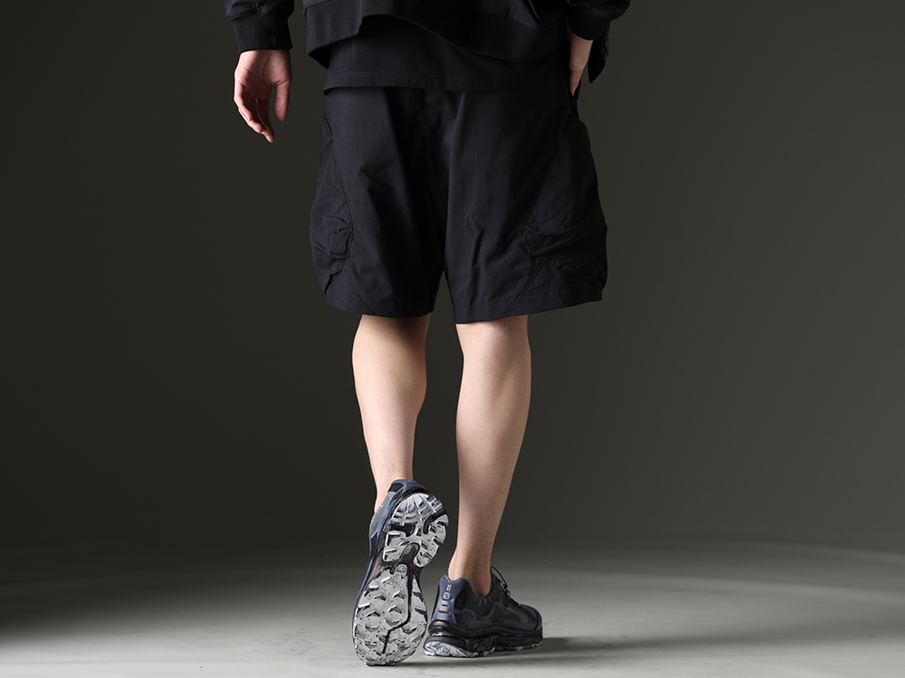 ACRONYM / 11 BY BORIS BIDJAN SABERI - Details of combat uniforms that give a deep sense of the world - SP29-M-Black(Nylon Stretch BDU Short Pant Black) BAMBA5-11XS-Black-Dye(BAMBA5 11XS - Black Dye) - 3-003