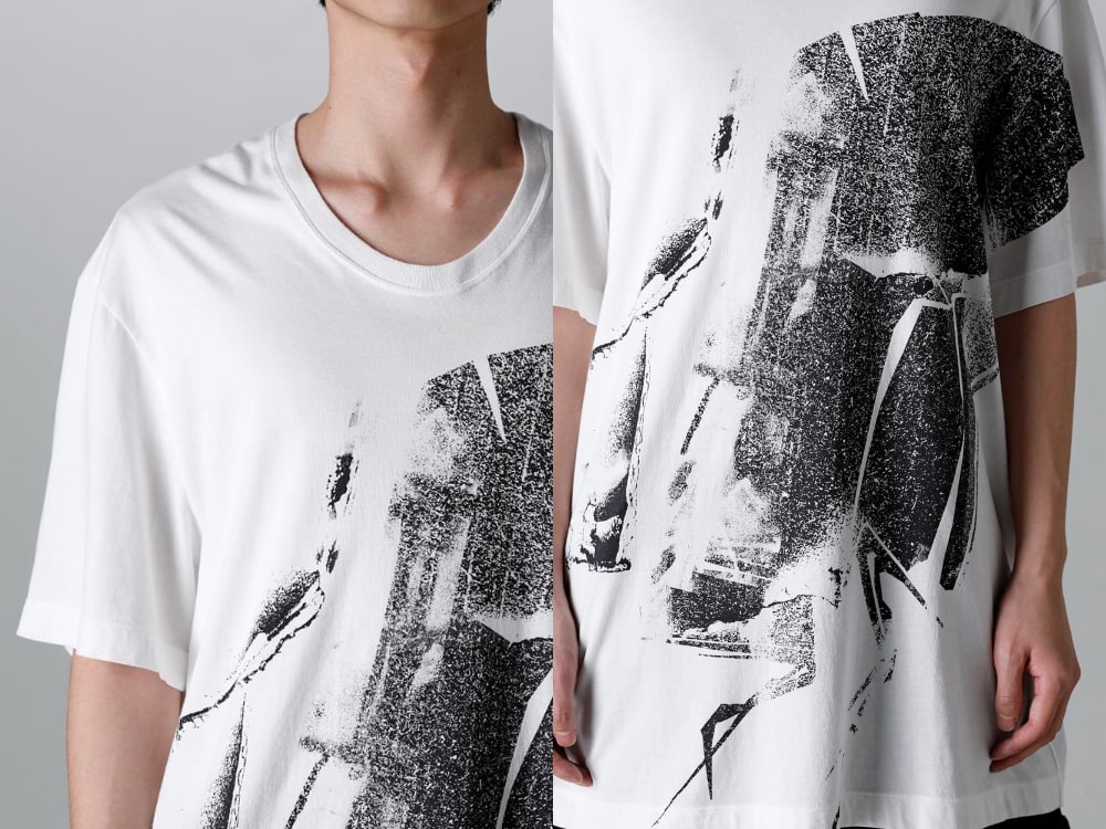 ユリウス - 837CPM3-Off White(プリント レギュラー Tシャツ オフホワイト) - 4-008