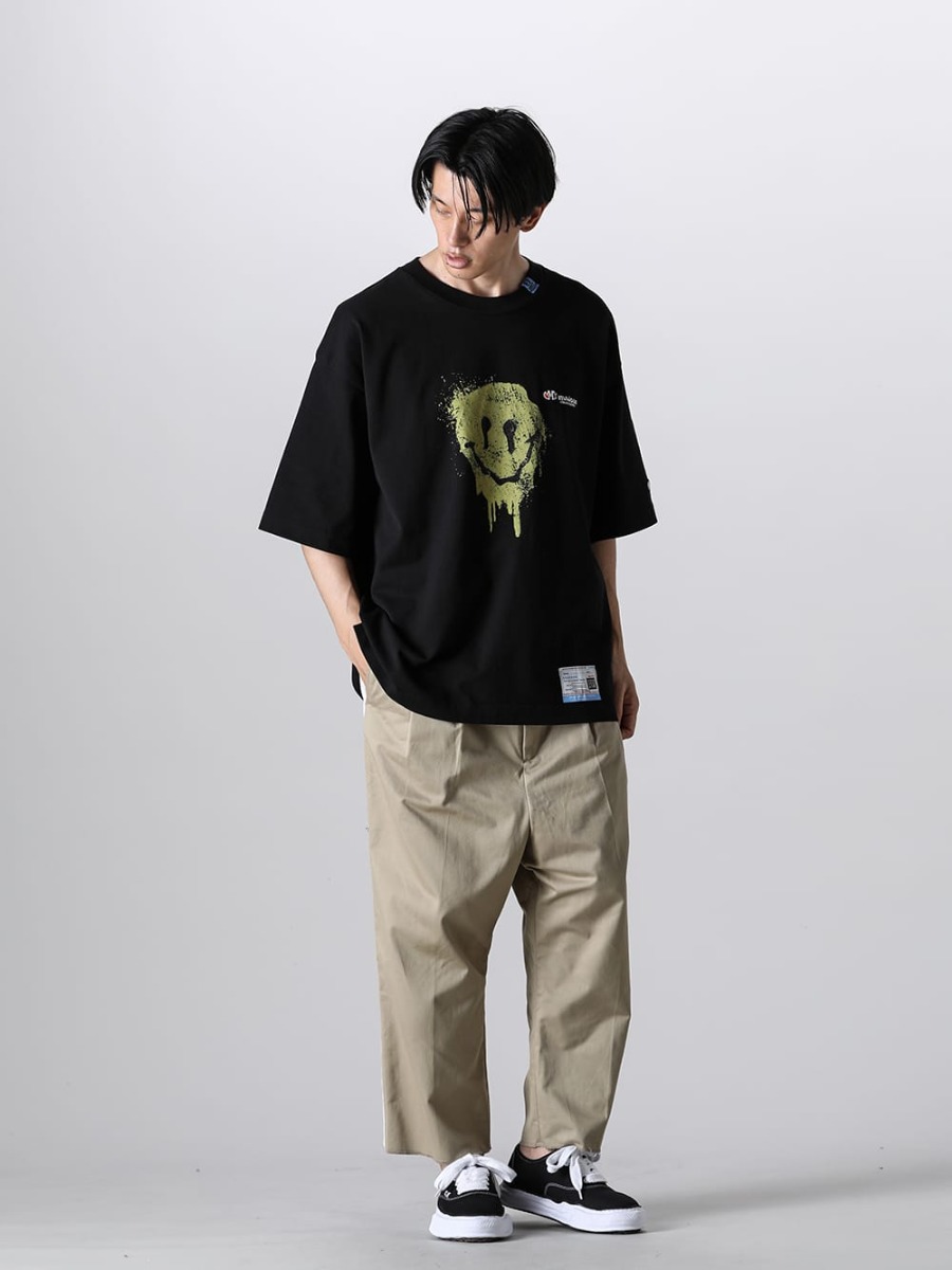 Maison MIHARAYASUHIRO 23-24AW - A11TS691-Black - Smily Face Printed Tee Black - sp.0011SS23-Khaki-White - side tape adjustable length 2 tucks work pant. Khaki x White - A02FW704-black-Classic - BAKER canvas Low cut sneakers Black Black 4-001