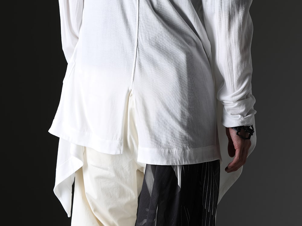 JULIUS - Beautiful draping and the best material for spring and summer - 819CUM3-offwhite(Cotton/Cupro Jersey Drape Cardigan Off White) - 2-009