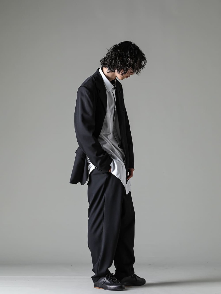 Yohji Yamamoto(ヨウジヤマモト) - 23-24AW(秋冬) コレクション スタイリング #2 2-002