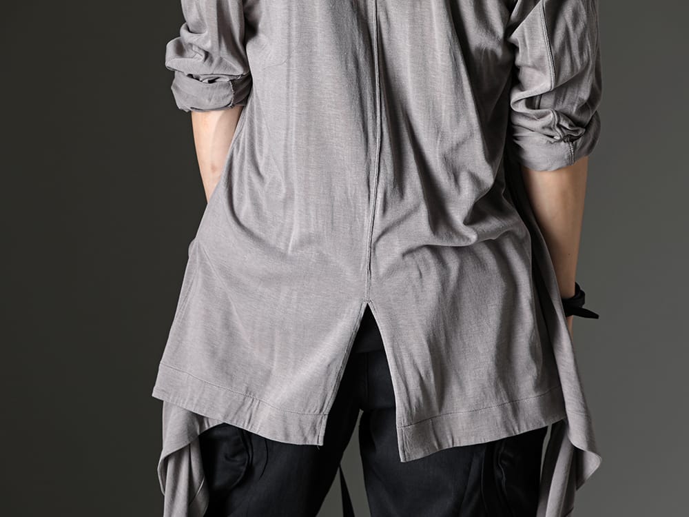 JULIUS 2023SS Draped items and jewelry for a glamorous look  - 819CUM3-gray - Cotton/Cupro Jersey Drape Cardigan Gray 2-005