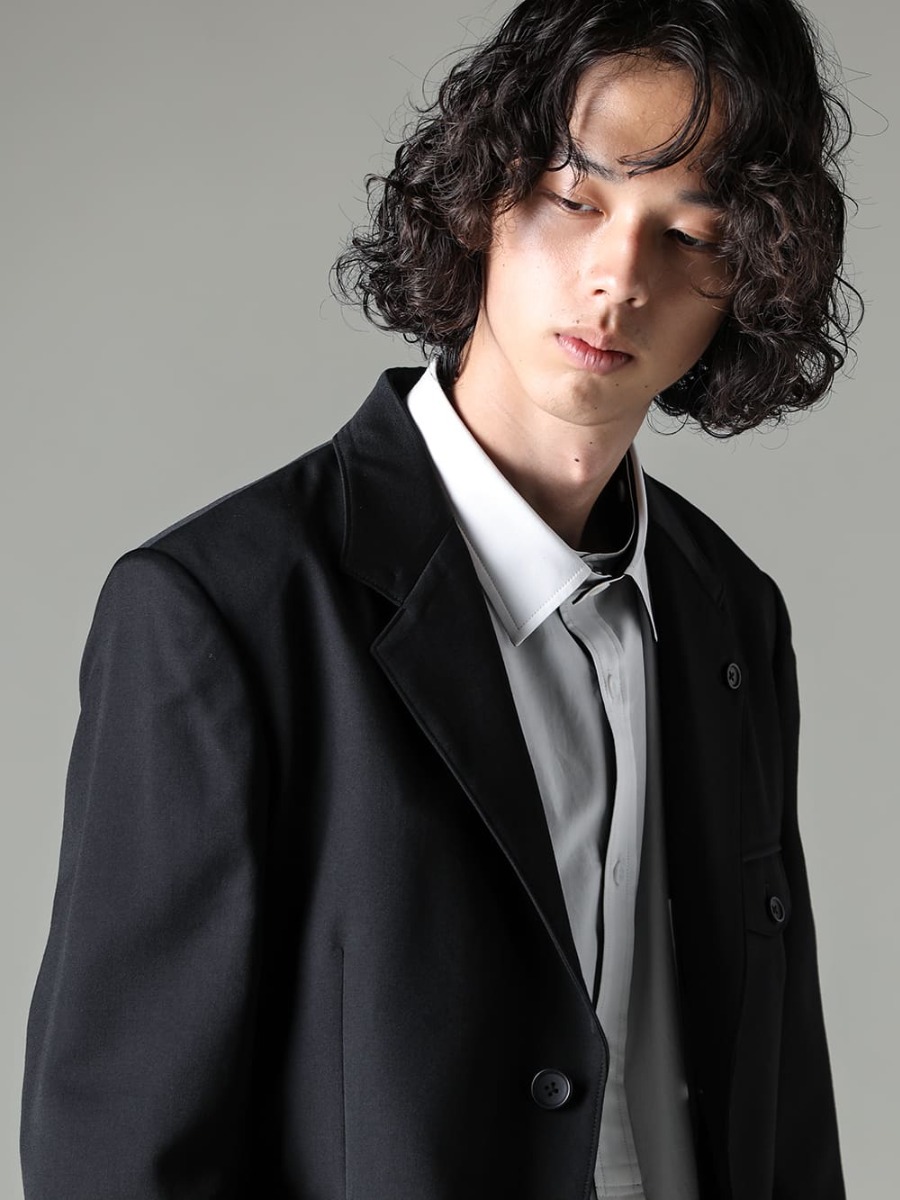 Yohji Yamamoto - ヨウジヤマモト 23-24AW 着こなしの自由度が魅力:ブロードとセルロースローンのコンビネーションリバーシブルシャツ  - HJ-J27-100-Left 2 Layered Lapel 3Button Jacket - HJ-B73-515-Black White Spare Colloar Blouse 2-004