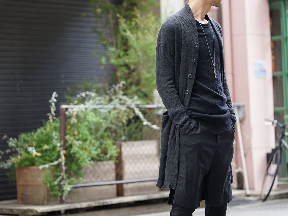 The Viridi-anne Knit Long Cardigan X DEVOA Layered Pants 03