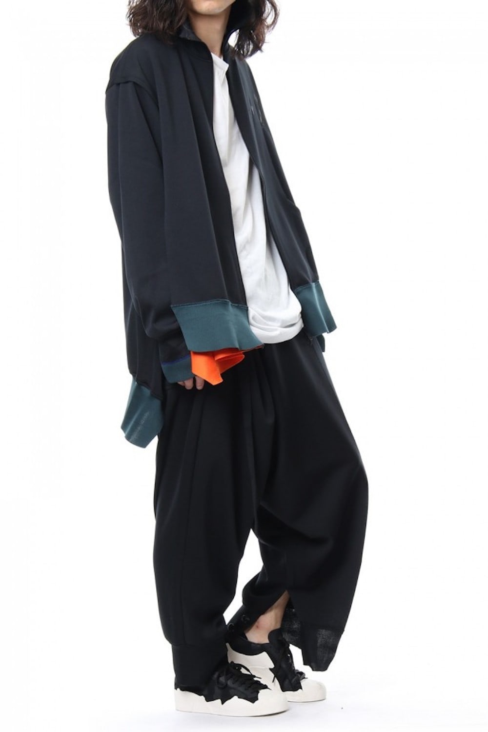 グラウンドワイ