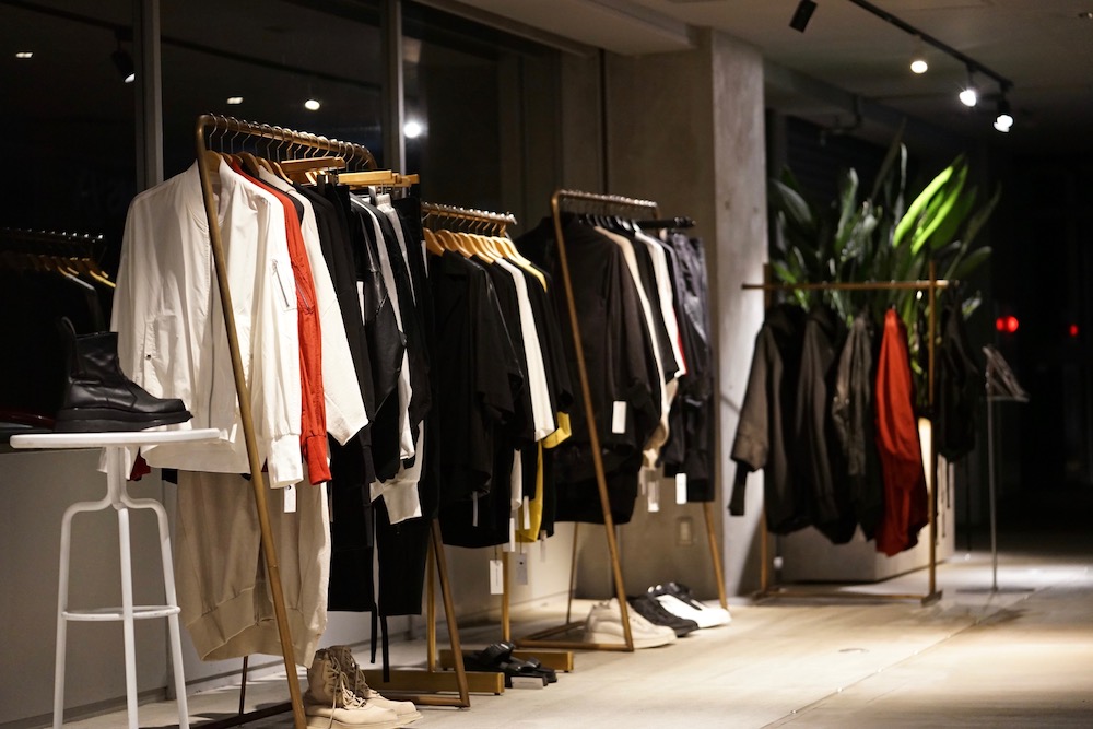 ユリウス,JULIUS ユリウス,JULIUS