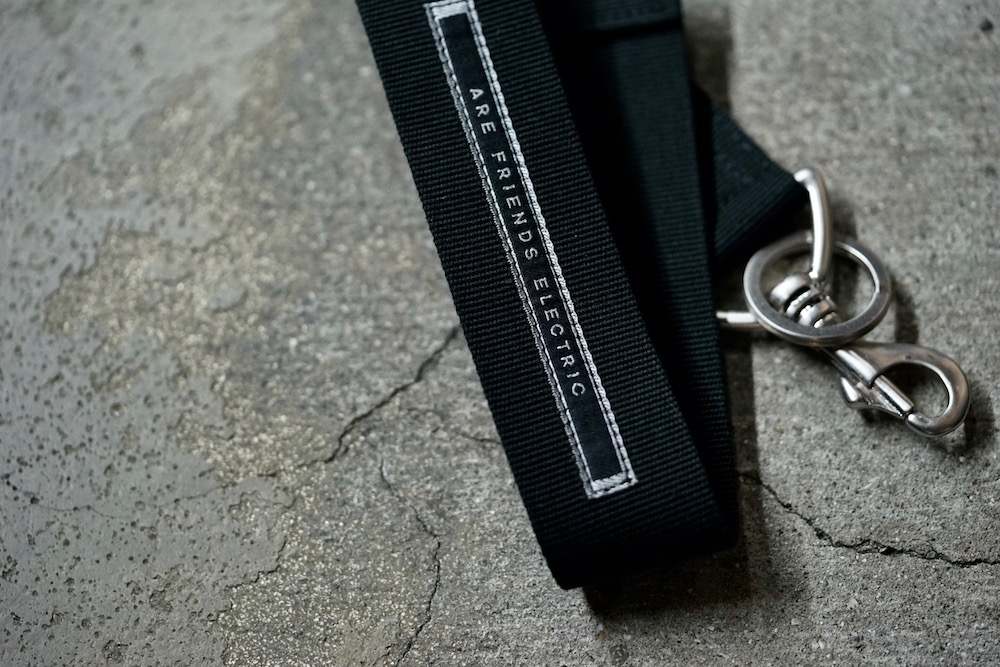 ダークシャドウ